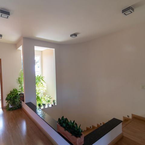 Casa à venda com 254m², 3 quartos e 2 vagasHall dos dormitórios