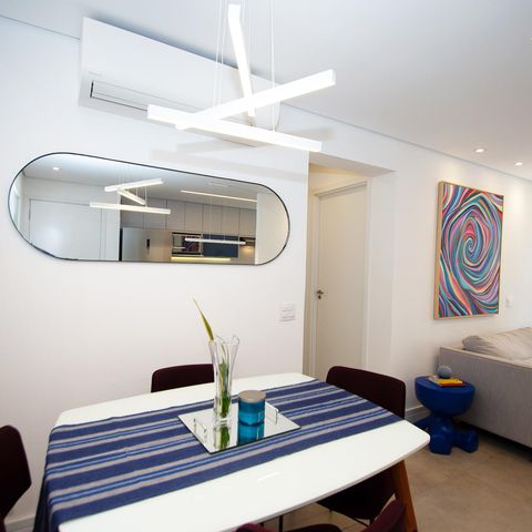 Apartamento à venda com 57m², 2 quartos e 1 vagaSala de jantar