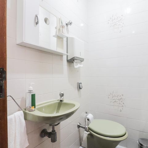 Casa à venda com 106m², 2 quartos e 1 vagaLavabo