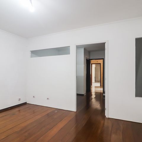 Casa à venda com 106m², 2 quartos e 1 vagaSala