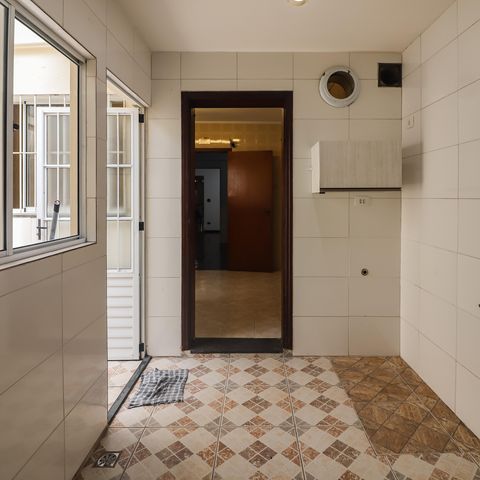 Casa à venda com 106m², 2 quartos e 1 vagaQuintal