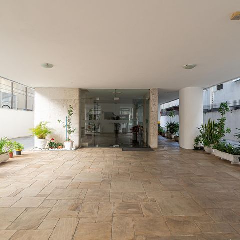 Apartamento à venda com 88m², 2 quartos e 1 vagaÁrea comum - Hall de entrada