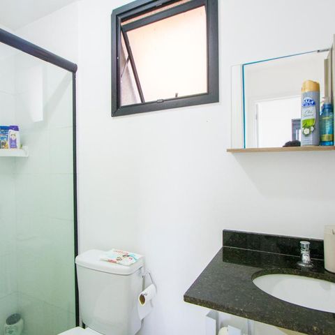 Apartamento à venda com 40m², 2 quartos e 2 vagas Apartamento à venda com 40m², 2 quartos e 2 vagasBanheiro