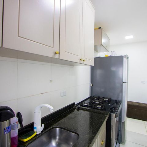 Apartamento à venda com 40m², 2 quartos e 2 vagas Apartamento à venda com 40m², 2 quartos e 2 vagasCozinha/Área de serviço
