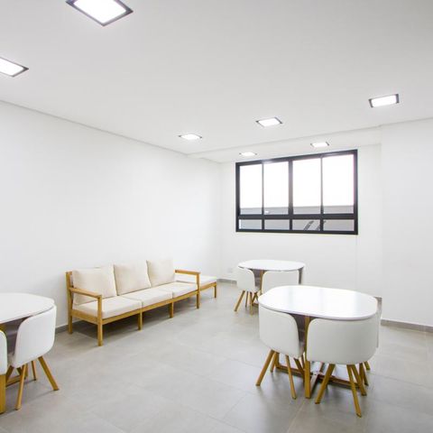 Apartamento à venda com 40m², 2 quartos e 2 vagas Apartamento à venda com 40m², 2 quartos e 2 vagasÁrea comum - Salão de festas