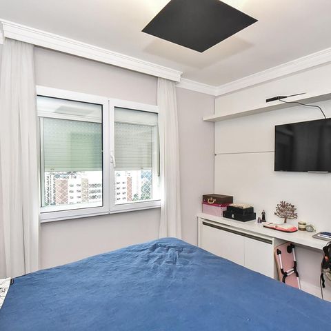Apartamento à venda com 141m², 3 quartos e 2 vagasSuíte 1