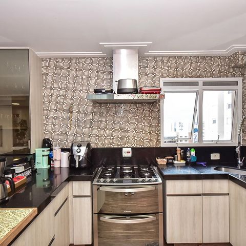 Apartamento à venda com 141m², 3 quartos e 2 vagasCozinha