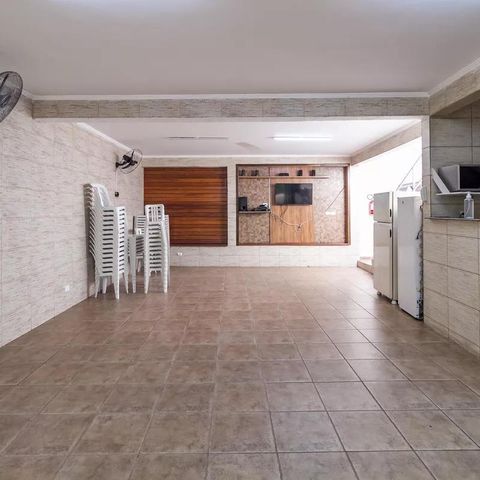 Apartamento à venda com 54m², 2 quartos e 1 vaga Apartamento à venda com 54m², 2 quartos e 1 vagaÁrea comum - Salão de festas