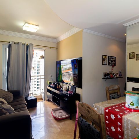 Apartamento à venda com 54m², 2 quartos e 1 vaga Apartamento à venda com 54m², 2 quartos e 1 vagaSala
