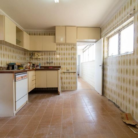 Apartamento à venda com 94m², 2 quartos e 1 vaga Apartamento à venda com 94m², 2 quartos e 1 vagaCozinha