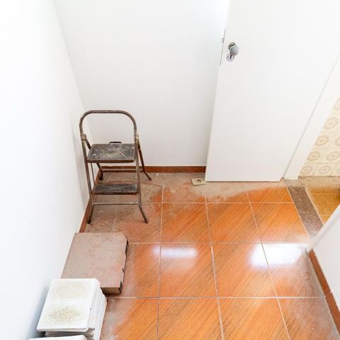 Apartamento à venda com 94m², 2 quartos e 1 vaga Apartamento à venda com 94m², 2 quartos e 1 vagaDispensa