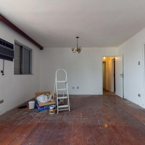 Apartamento à venda com 94m², 2 quartos e 1 vaga Apartamento à venda com 94m², 2 quartos e 1 vagaSala