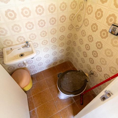 Apartamento à venda com 94m², 2 quartos e 1 vaga Apartamento à venda com 94m², 2 quartos e 1 vagaLavabo