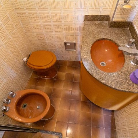 Apartamento à venda com 94m², 2 quartos e 1 vaga Apartamento à venda com 94m², 2 quartos e 1 vagaBanheiro 2