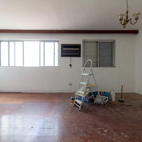 Apartamento à venda com 94m², 2 quartos e 1 vaga Apartamento à venda com 94m², 2 quartos e 1 vagaSala