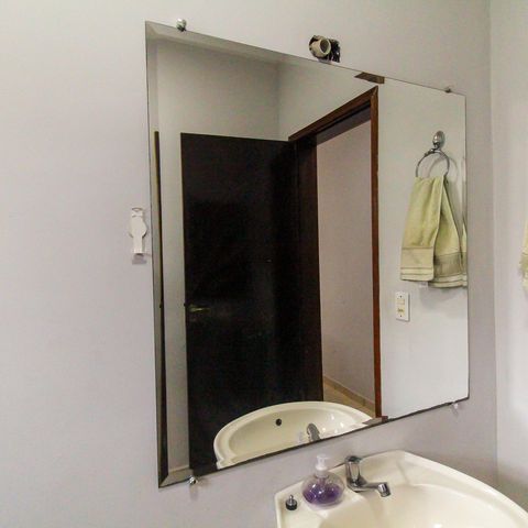 Casa à venda com 130m², 3 quartos e 2 vagas Casa à venda com 130m², 3 quartos e 2 vagasLavabo