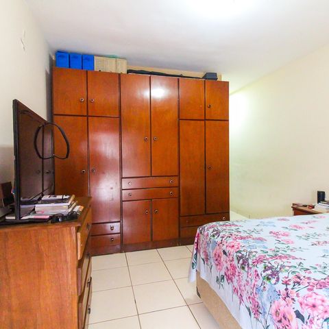 Casa à venda com 130m², 3 quartos e 2 vagas Casa à venda com 130m², 3 quartos e 2 vagasSuíte