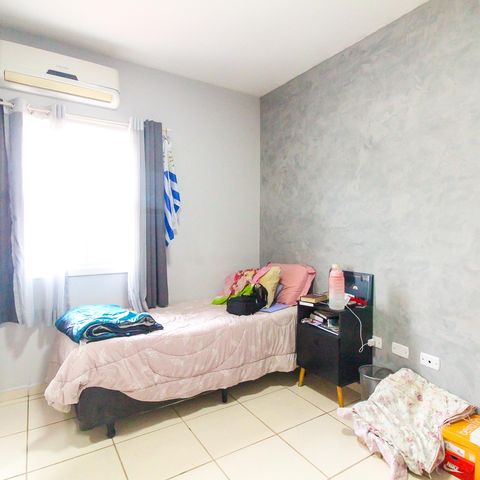 Casa à venda com 130m², 3 quartos e 2 vagas Casa à venda com 130m², 3 quartos e 2 vagasQuarto 3