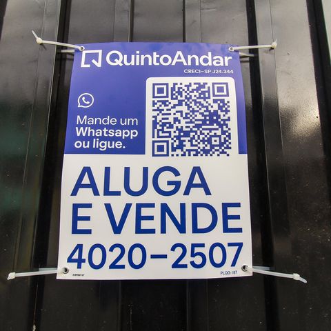 Casa à venda com 130m², 3 quartos e 2 vagas Casa à venda com 130m², 3 quartos e 2 vagasPlaca