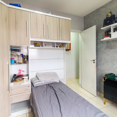 Casa à venda com 130m², 3 quartos e 2 vagas Casa à venda com 130m², 3 quartos e 2 vagasQuarto 2