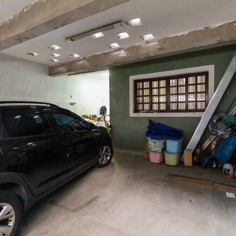 Casa à venda com 130m², 3 quartos e 2 vagas Casa à venda com 130m², 3 quartos e 2 vagasGaragem