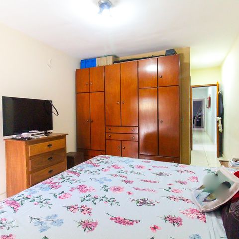 Casa à venda com 130m², 3 quartos e 2 vagas Casa à venda com 130m², 3 quartos e 2 vagasSuíte