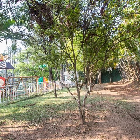 Casa de condomínio à venda com 300m², 3 quartos e 4 vagasÁrea comum - Playground