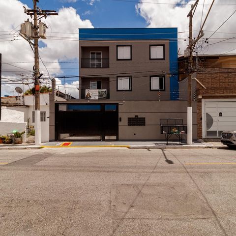 Apartamento à venda com 42m², 2 quartos e sem vaga Apartamento à venda com 42m², 2 quartos e sem vagaFachada
