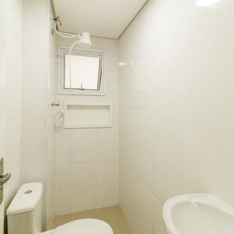 Apartamento à venda com 42m², 2 quartos e sem vaga Apartamento à venda com 42m², 2 quartos e sem vagaBanheiro
