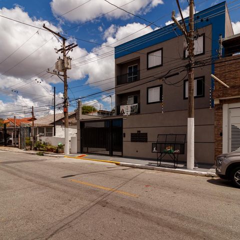 Apartamento à venda com 42m², 2 quartos e sem vaga Apartamento à venda com 42m², 2 quartos e sem vagaFachada