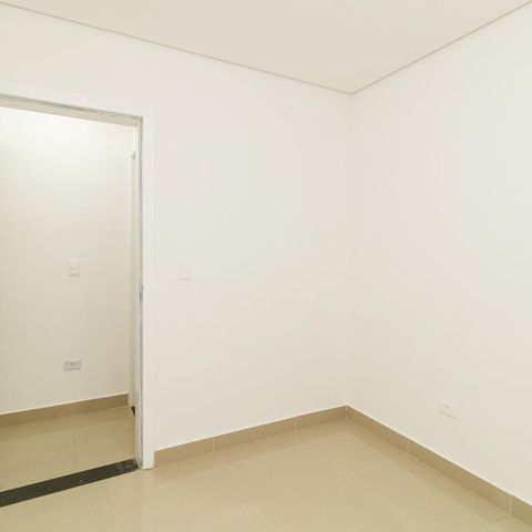 Apartamento à venda com 42m², 2 quartos e sem vaga Apartamento à venda com 42m², 2 quartos e sem vagaQuarto
