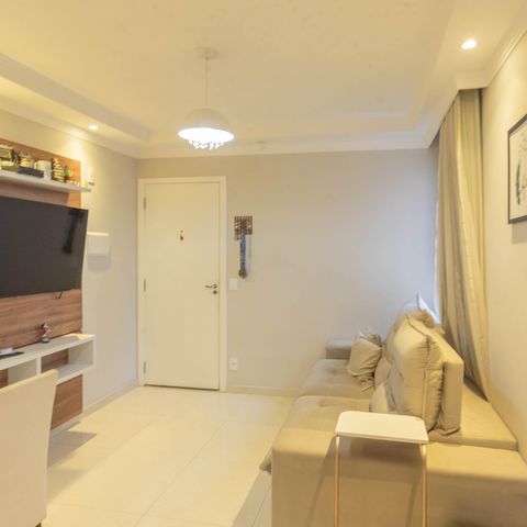 Apartamento à venda com 44m², 2 quartos e 1 vaga Apartamento à venda com 44m², 2 quartos e 1 vagaSala