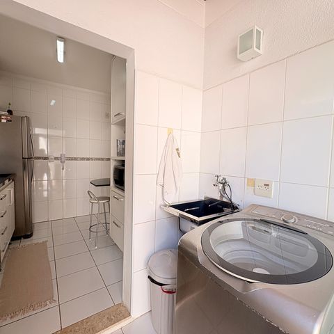Casa de condomínio à venda com 110m², 3 quartos e 2 vagasÁrea de Serviço
