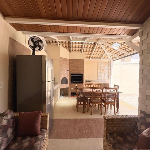 Casa de condomínio à venda com 110m², 3 quartos e 2 vagasÁrea gourmet