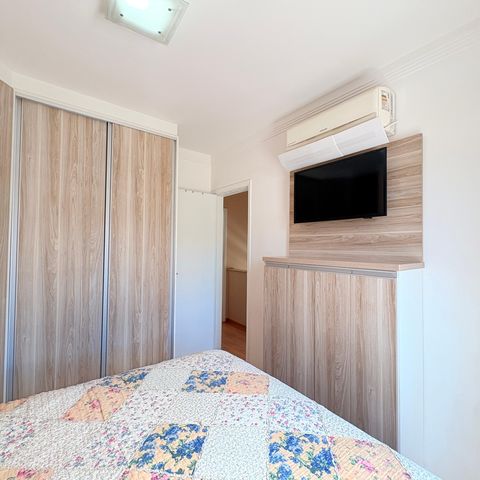 Casa de condomínio à venda com 110m², 3 quartos e 2 vagasSuíte