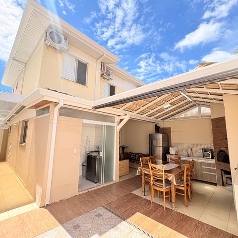Casa de condomínio à venda com 110m², 3 quartos e 2 vagasÁrea gourmet