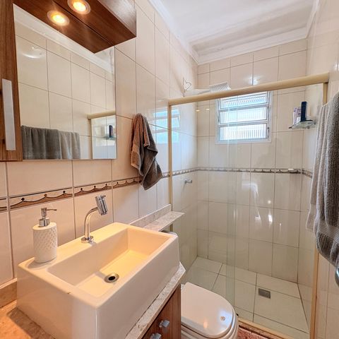 Casa de condomínio à venda com 110m², 3 quartos e 2 vagasBanheiro da Suíte