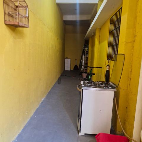 Casa à venda com 100m², 1 quarto e 2 vagas Casa à venda com 100m², 1 quarto e 2 vagasÁrea externa