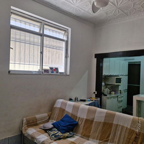 Casa à venda com 100m², 1 quarto e 2 vagas Casa à venda com 100m², 1 quarto e 2 vagasSala