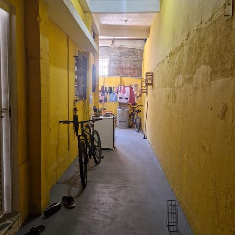Casa à venda com 100m², 1 quarto e 2 vagas Casa à venda com 100m², 1 quarto e 2 vagasÁrea externa