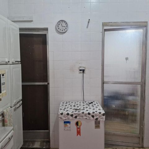 Casa à venda com 100m², 1 quarto e 2 vagas Casa à venda com 100m², 1 quarto e 2 vagasCozinha