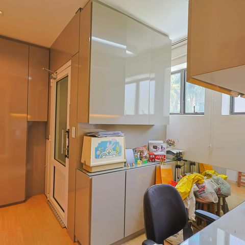 Apartamento para alugar com 300m², 4 quartos e 3 vagas Apartamento para alugar com 300m², 4 quartos e 3 vagasEscritório