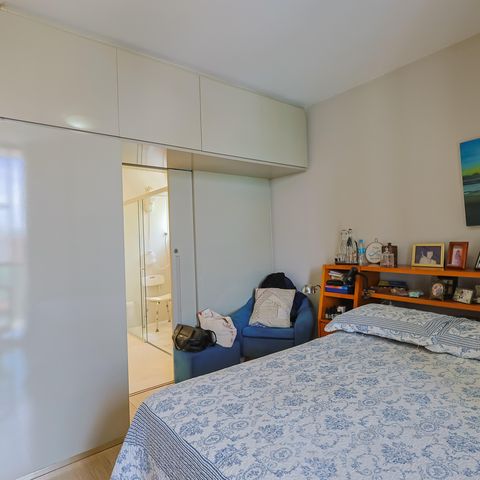 Apartamento para alugar com 300m², 4 quartos e 3 vagas Apartamento para alugar com 300m², 4 quartos e 3 vagasQuarto 2 - Suíte