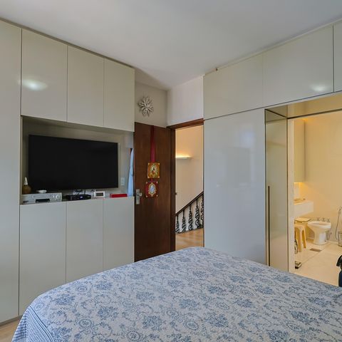 Apartamento para alugar com 300m², 4 quartos e 3 vagas Apartamento para alugar com 300m², 4 quartos e 3 vagasQuarto 2 - Suíte