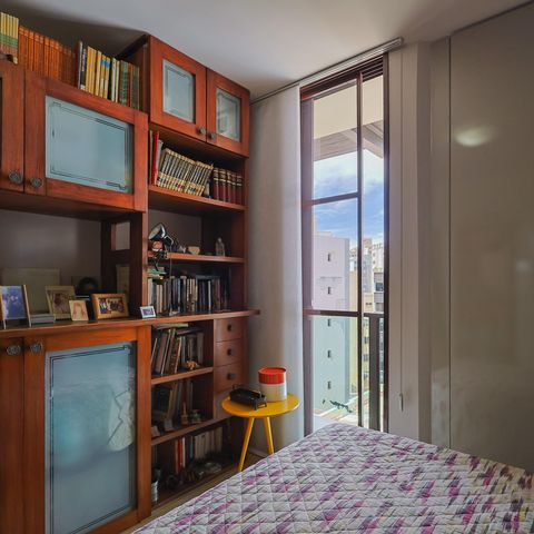 Apartamento para alugar com 300m², 4 quartos e 3 vagas Apartamento para alugar com 300m², 4 quartos e 3 vagasQuarto 1