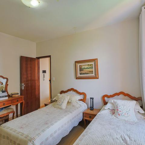 Apartamento para alugar com 300m², 4 quartos e 3 vagas Apartamento para alugar com 300m², 4 quartos e 3 vagasQuarto 3 - Suíte