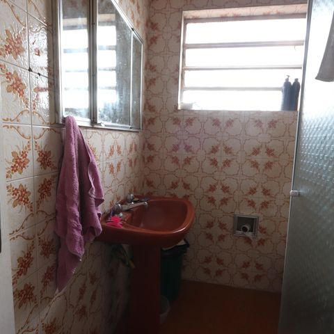 Casa à venda com 125m², 2 quartos e 2 vagasBanheiro