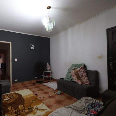 Casa à venda com 125m², 2 quartos e 2 vagasSala