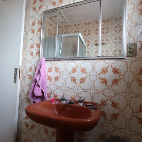 Casa à venda com 125m², 2 quartos e 2 vagasBanheiro