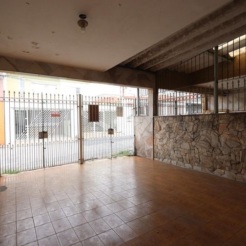 Casa à venda com 125m², 2 quartos e 2 vagasGaragem